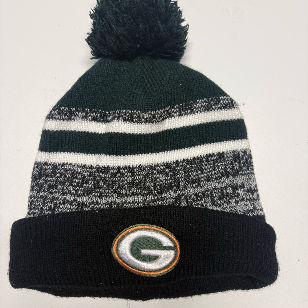 Kids' Green and Black Pom-Pom Beanie
